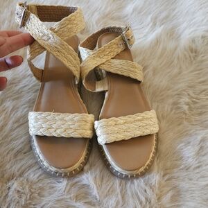 Universal Thread Cream Espadrille Sandals